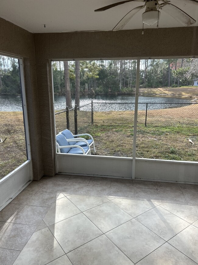 Building Photo - 16 Greenvale Dr