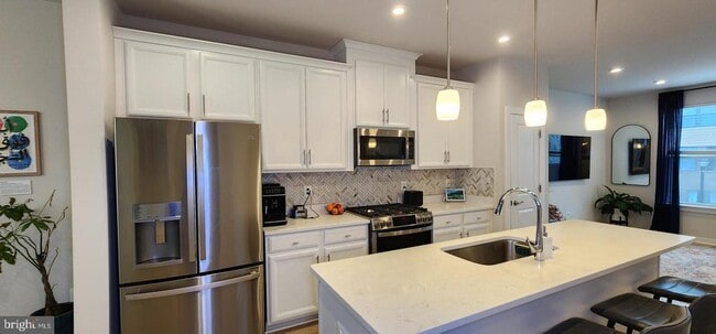 Building Photo - 5606 Hyattsville Dr