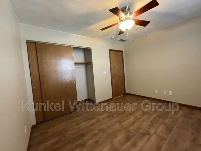 Building Photo - 19 Christine Dr