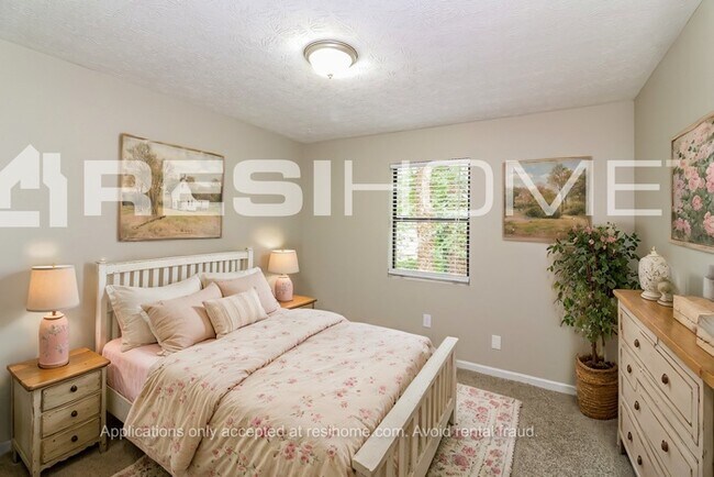 Building Photo - 3947 Wood Path Dr