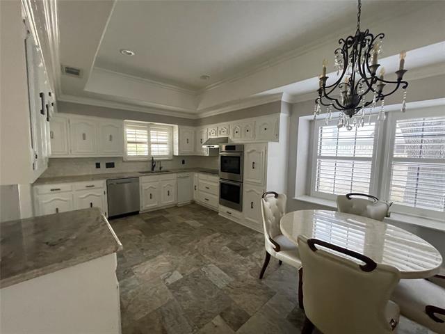 Building Photo - 6304 La Cosa Dr