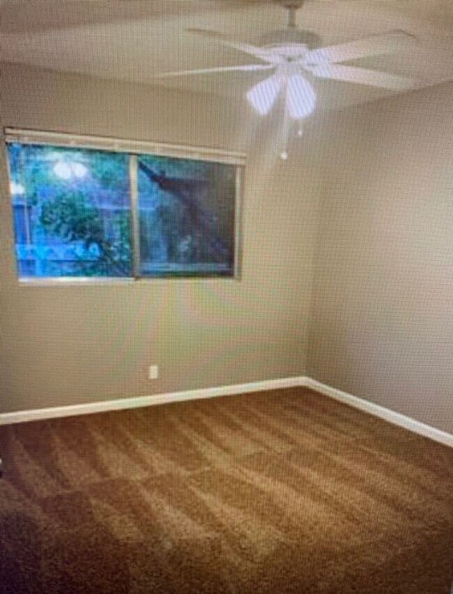Building Photo - Greenwood Estates has a Unique, 2 Bedroom ...