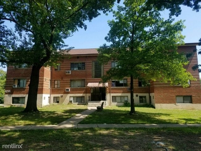 Building Photo - 1215 Elberta Cir