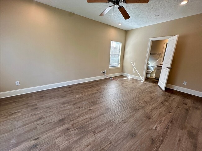 Building Photo - 1205 Birdsall St