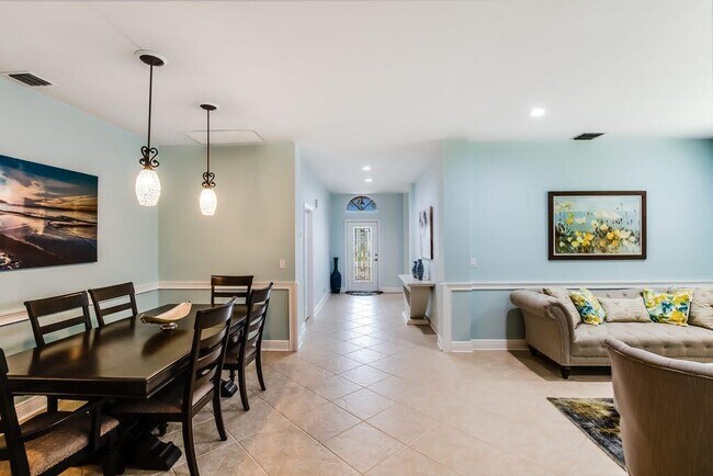 Building Photo - 3690 Old Lighthouse Cir