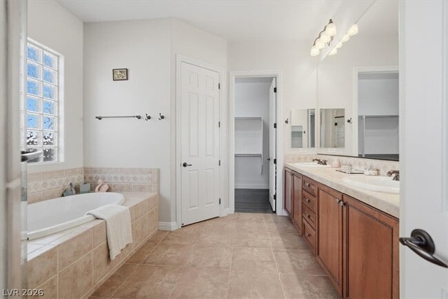 Building Photo - 7267 Bugler Swan Way