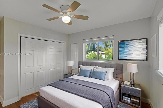 Building Photo - 16000 N Miami Ave