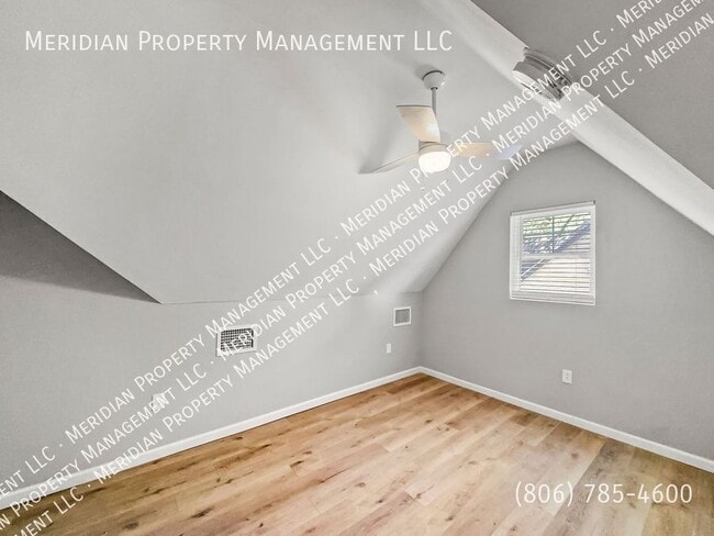 Building Photo - 2005 16th St