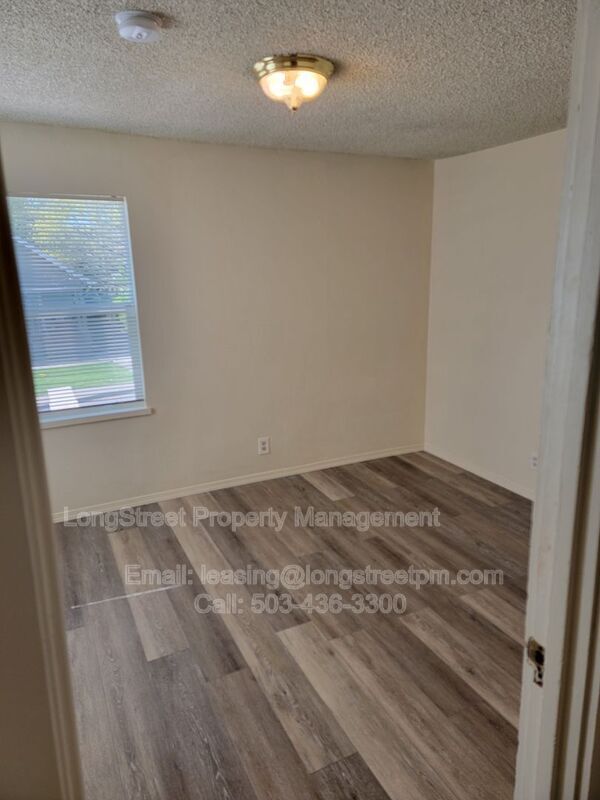 Building Photo - 205 NW Kings Blvd