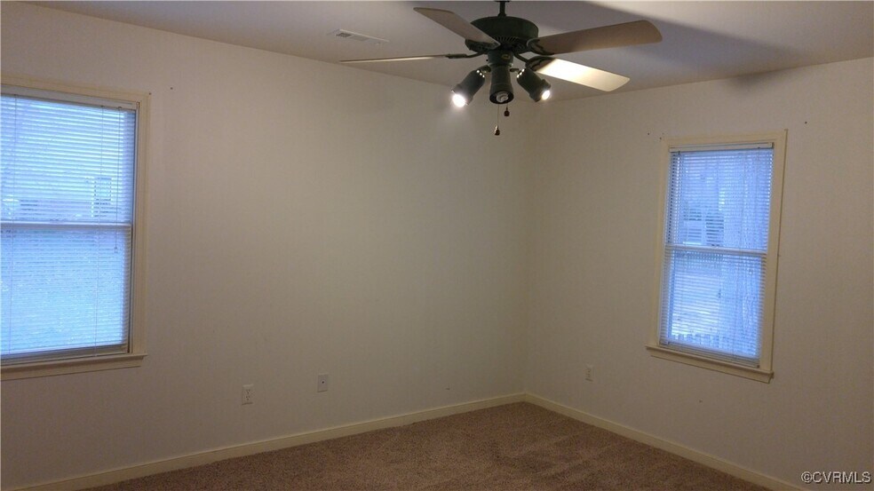 Building Photo - 7631 Kentucky Derby Dr