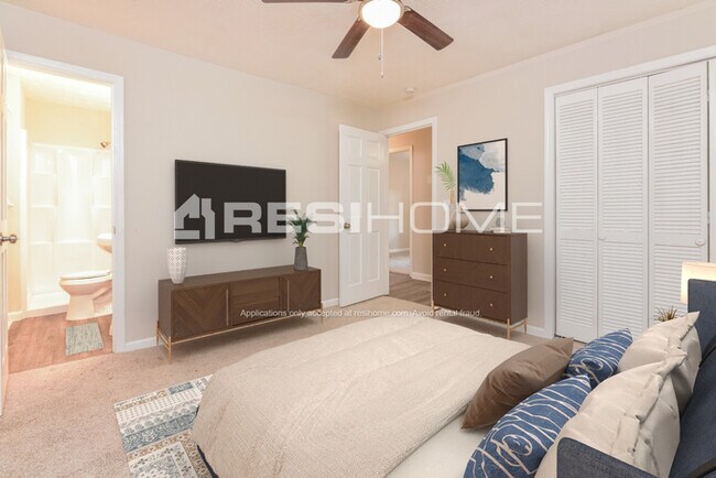 Building Photo - 5811 Navarre Ct