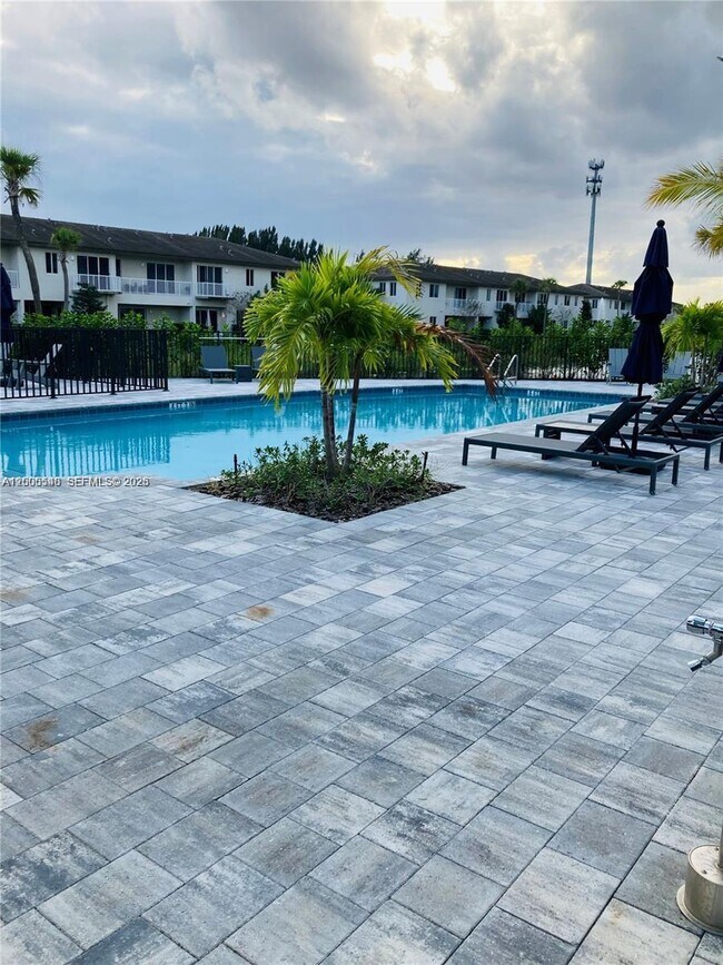 Building Photo - 640 Pioneer Way