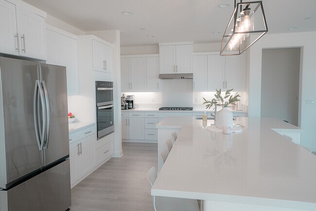 Building Photo - 58320 Coral View Way