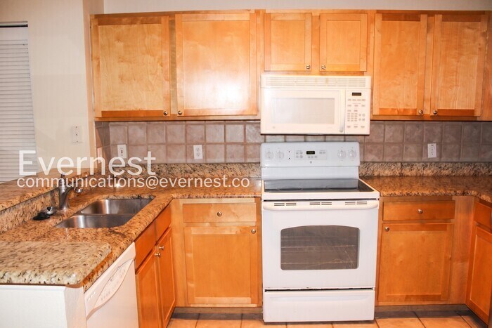 Building Photo - 4207 S Dale Mabry Hwy