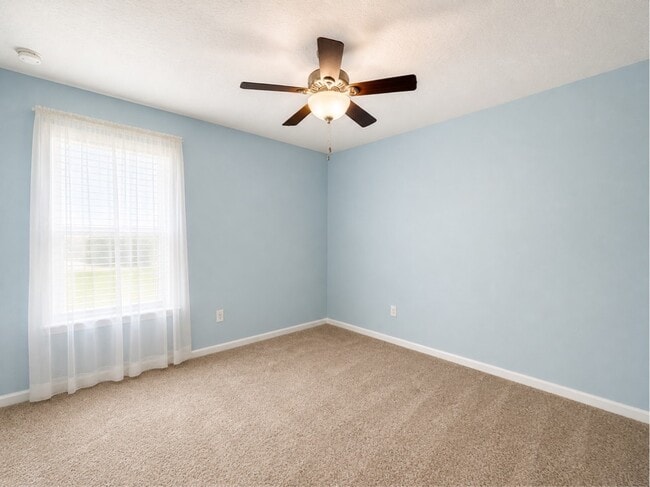 Building Photo - 138 Colorado Springs Way