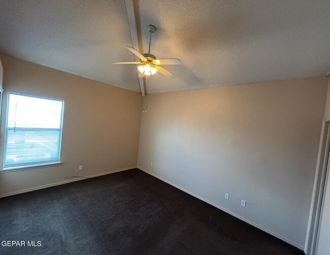 Building Photo - 1722 E Rio Grande Ave