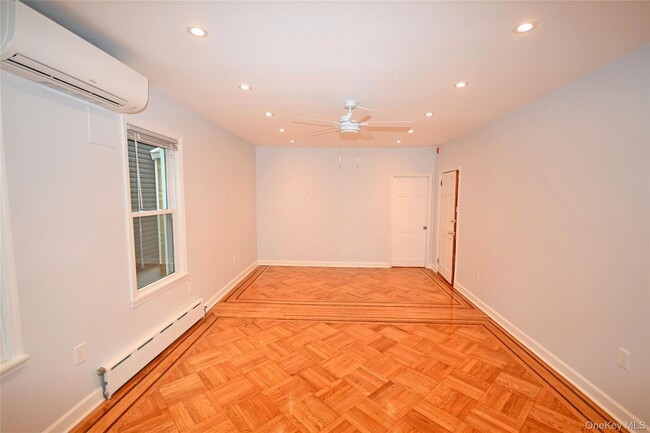 Building Photo - 70-30 66th Pl