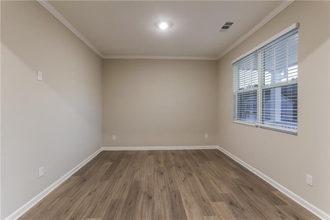 Building Photo - 143 Cool Creek Ct