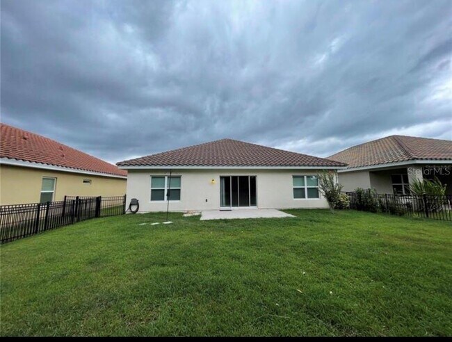Building Photo - 3813 Carrick Bend Dr