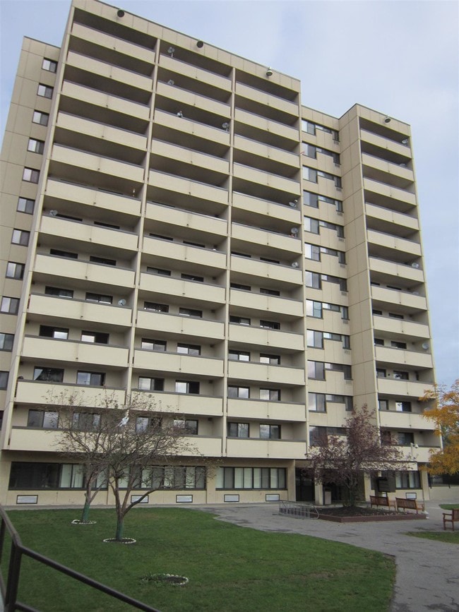 Los Flamboyanes 100 Borinquen Plz Rochester NY 14605 Apartment Finder