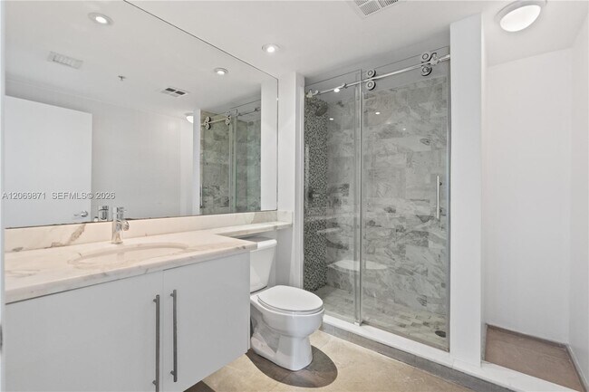 Building Photo - 325 S Biscayne Blvd