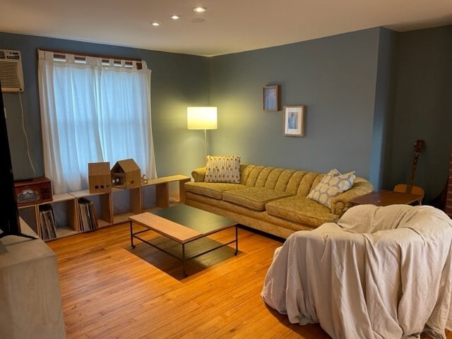 Building Photo - 5 Seekonk Rd