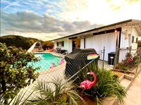 Building Photo - Your Own Little Oasis is Waiting!