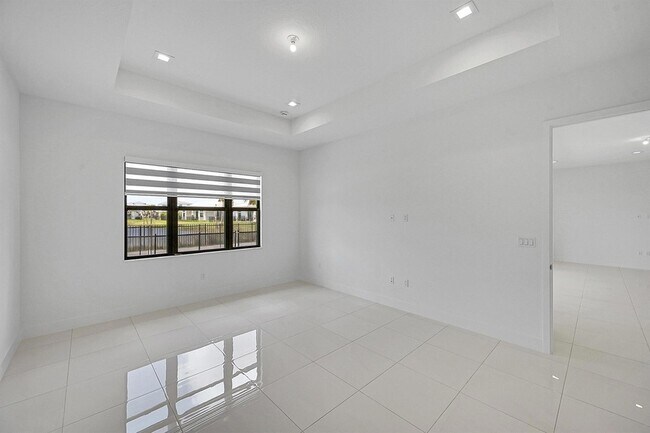 Building Photo - 13072 Feathering Wy