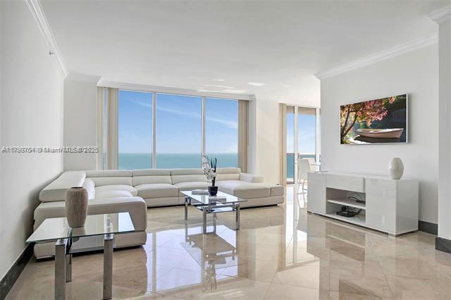 Building Photo - 4779 Collins Ave