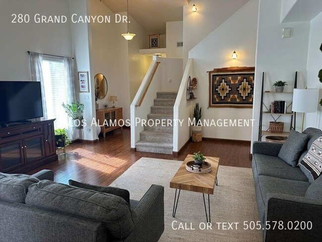 Building Photo - 280 Grand Canyon Dr