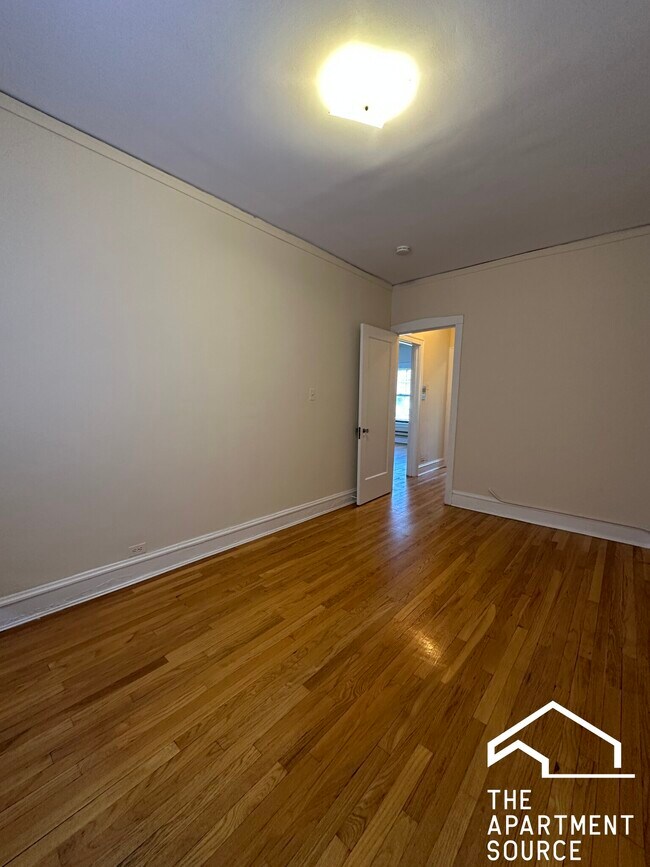 Building Photo - 1031 Dempster St