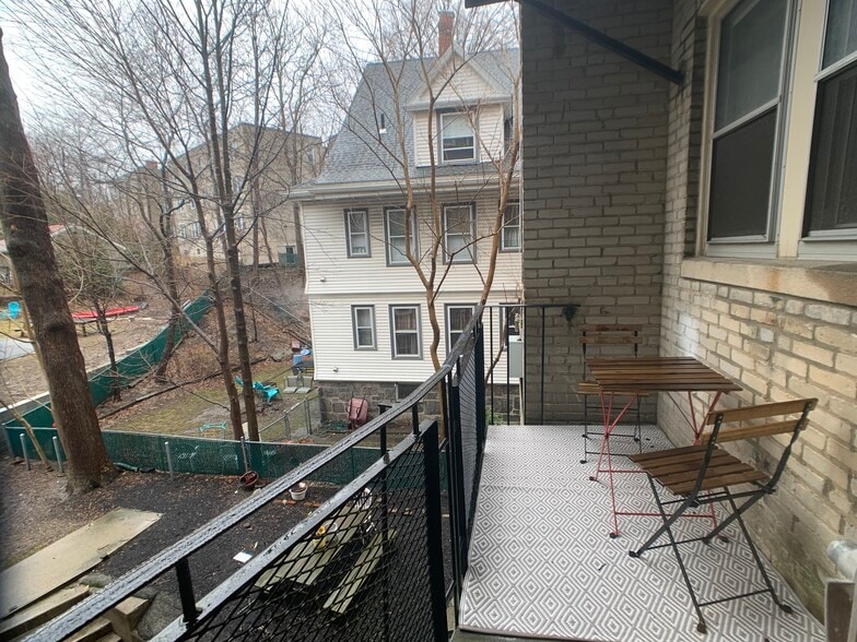 Building Photo - 78 Kilsyth Rd