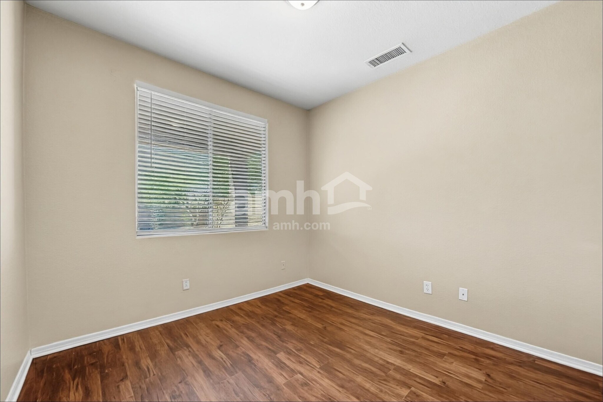 Building Photo - 17514 W Ocotillo Ave
