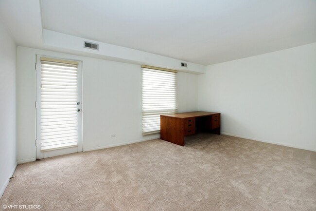 Building Photo - 3700 N Lake Shore Dr