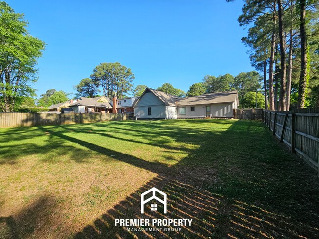 Building Photo - Luxury Germantown Living | 3BR/2BA in Poplar Estates | Houston High District