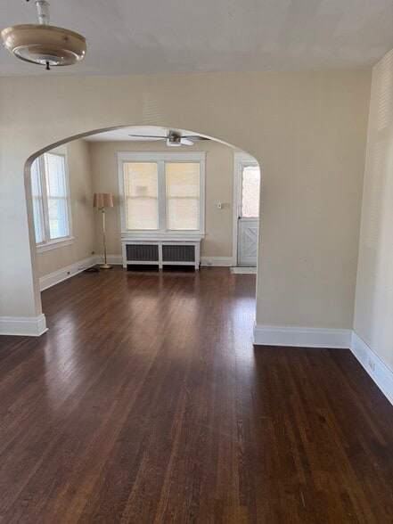 Building Photo - 418 Conewago St