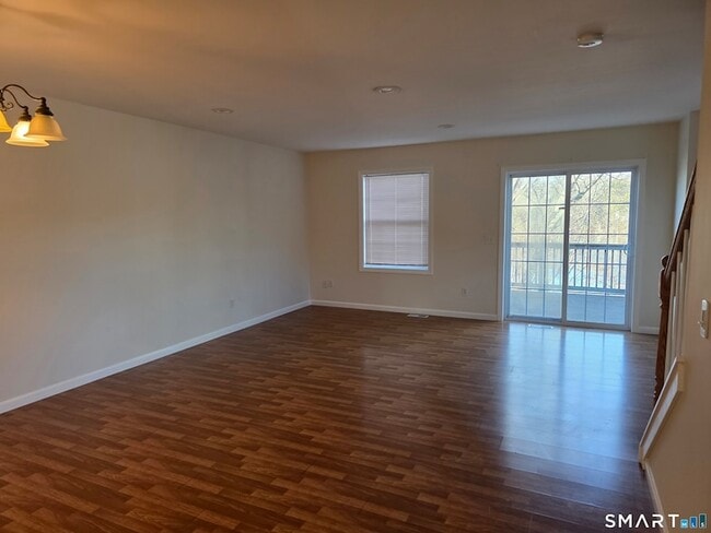 Building Photo - 148 Mathewson St