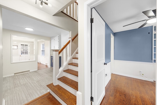 Building Photo - Ward Road SFH