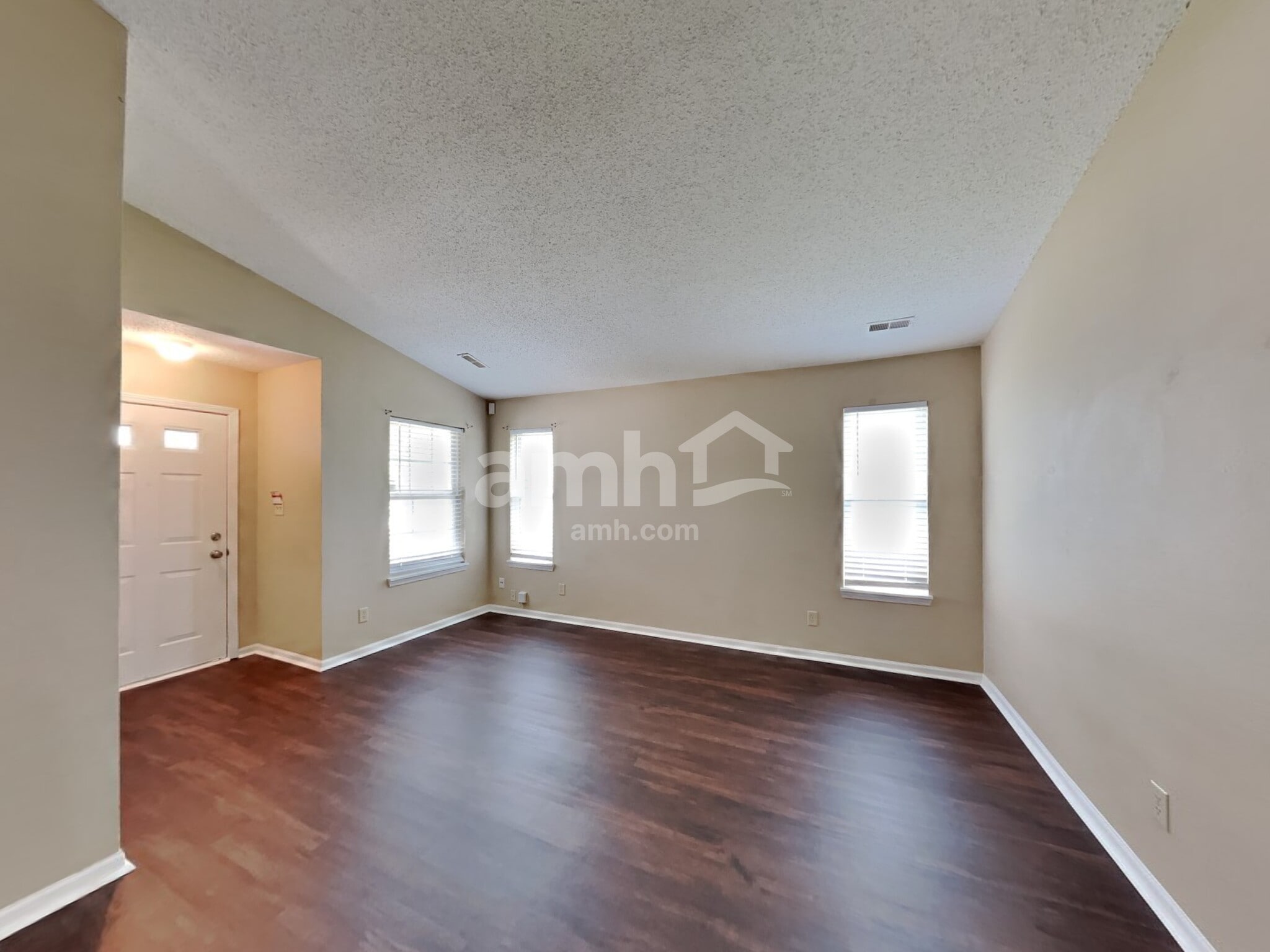 Building Photo - 358 Bent Stream Ln