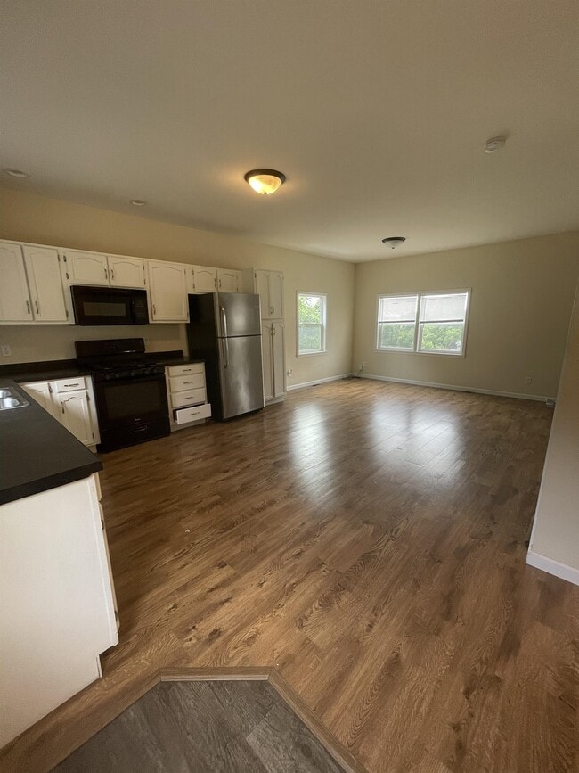 Building Photo - 11387 John F Kennedy Rd