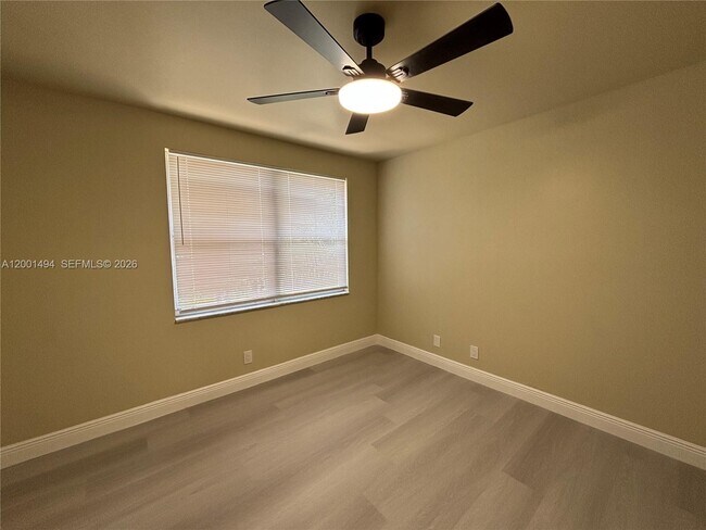 Building Photo - 5450 NW 94th Terrace