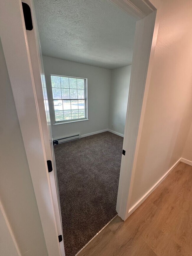 Building Photo - Remodeled Three Bedroom Single Family Home...