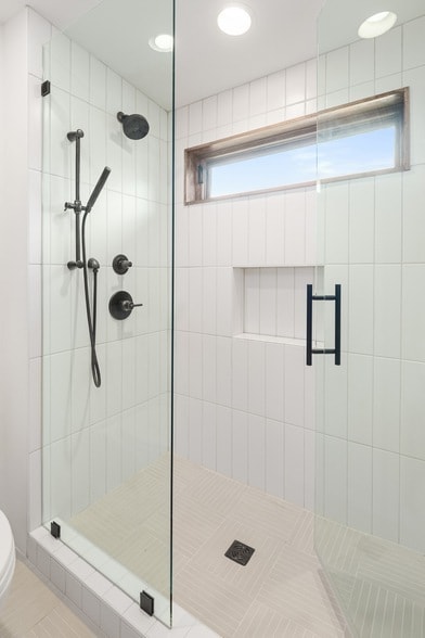 Building Photo - 1603 5th Ave N