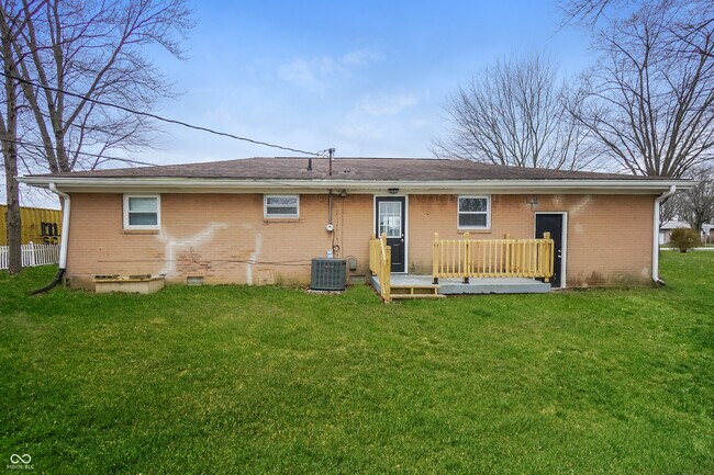 Building Photo - 7320 E Wiser Ave