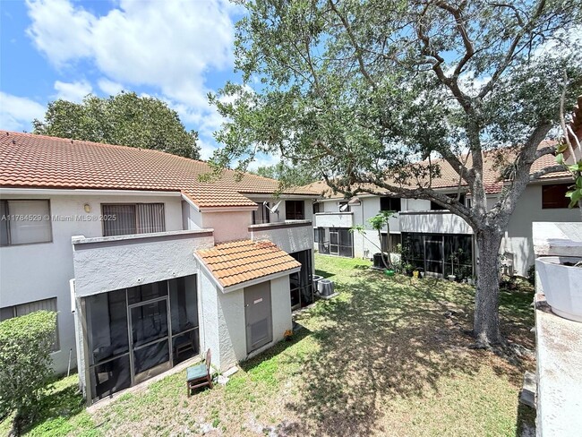 Building Photo - 3212 Coral Lake Ln