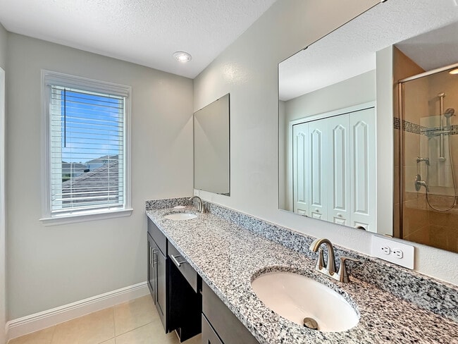 Building Photo - 9399 Serapis Wy