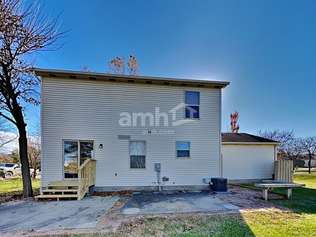 Building Photo - 650 Boulder Dr