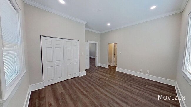 Building Photo - 9 Ratcale Ln