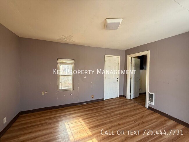 Building Photo - Pioche 2 Bedroom Home