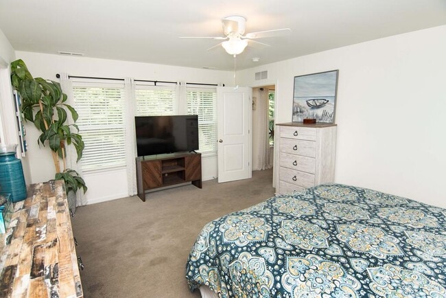 Building Photo - 3120 Amidship Dr